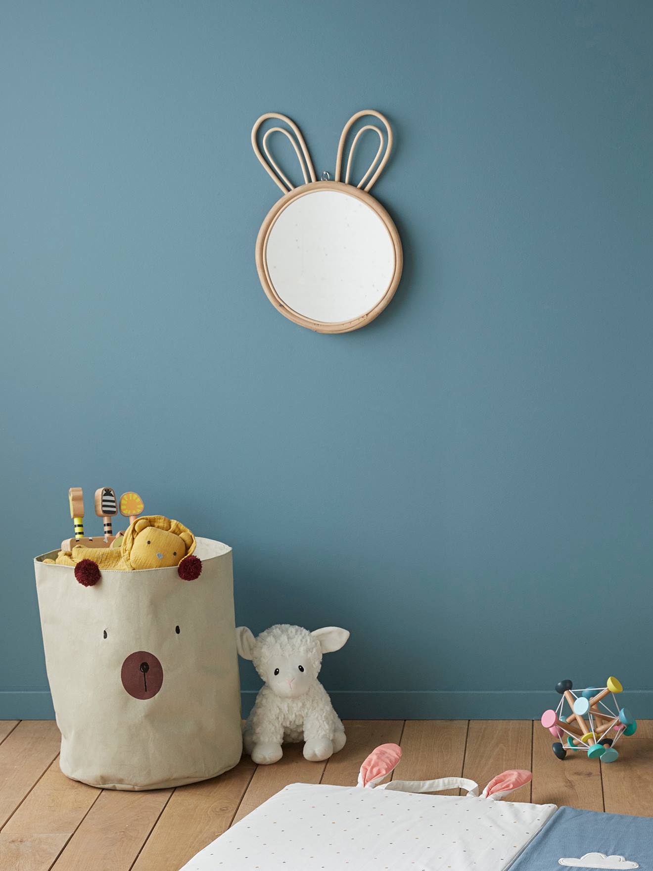 Miroir lapin en bois pour chambre d'enfant une déco sympa