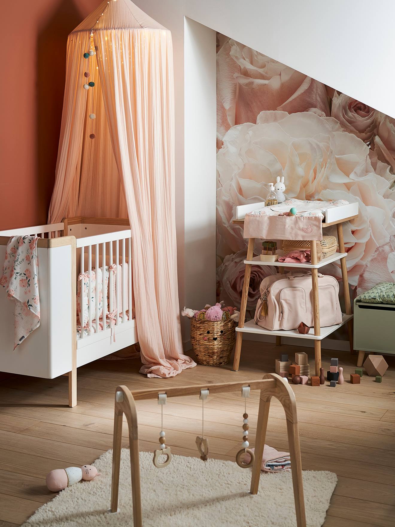 Bettvorhang „Rosentraum“, Musselin - rosa, Zimmer und Aufbewahrung