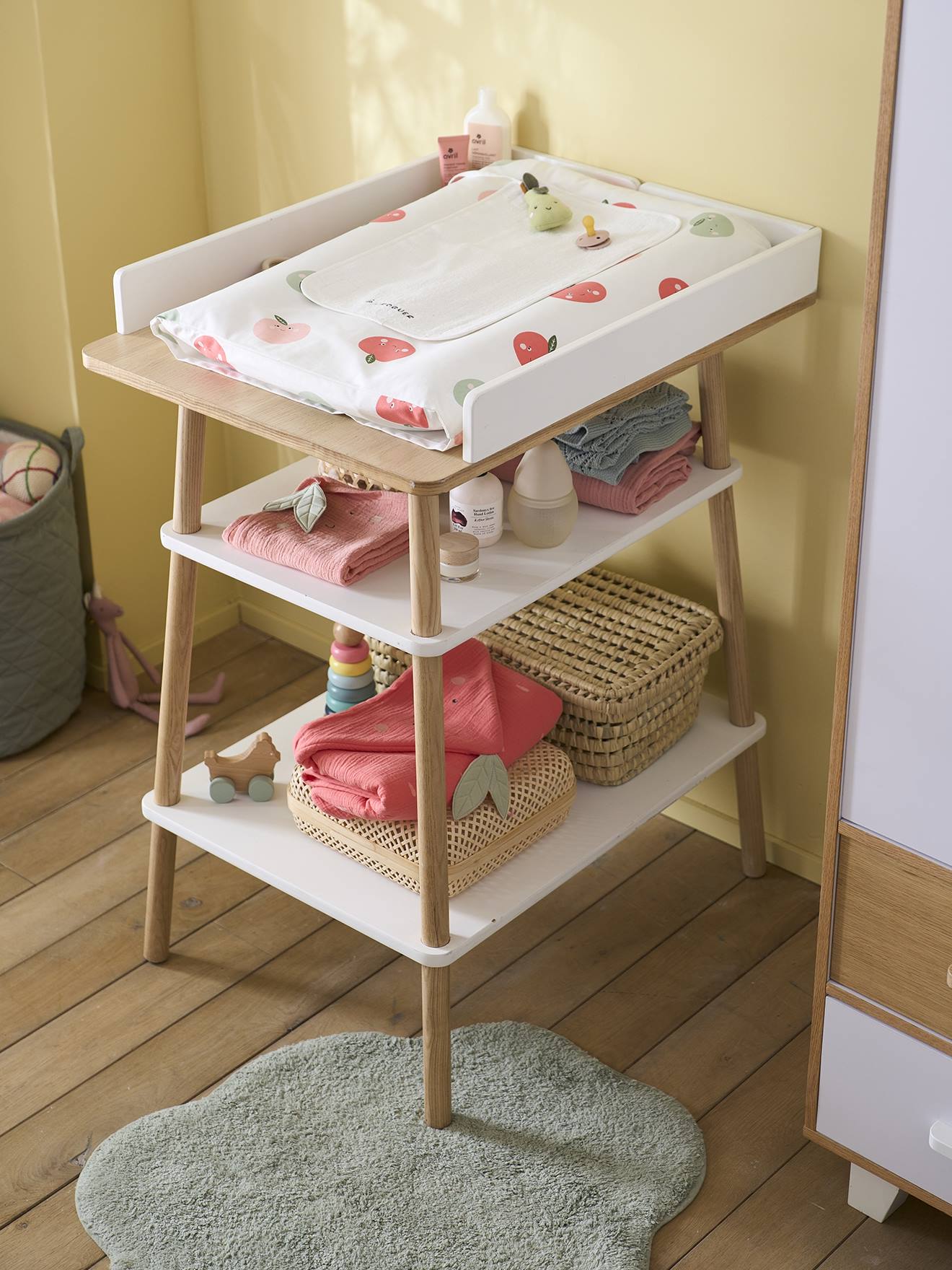 Table à Langer Mobile Pliable 5 Hauteurs - Commode à Langer Avec Panier Et Support Jouets - Vert