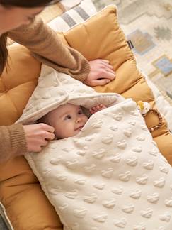 Bébé-Nid d'ange motif coeur en jacquard
