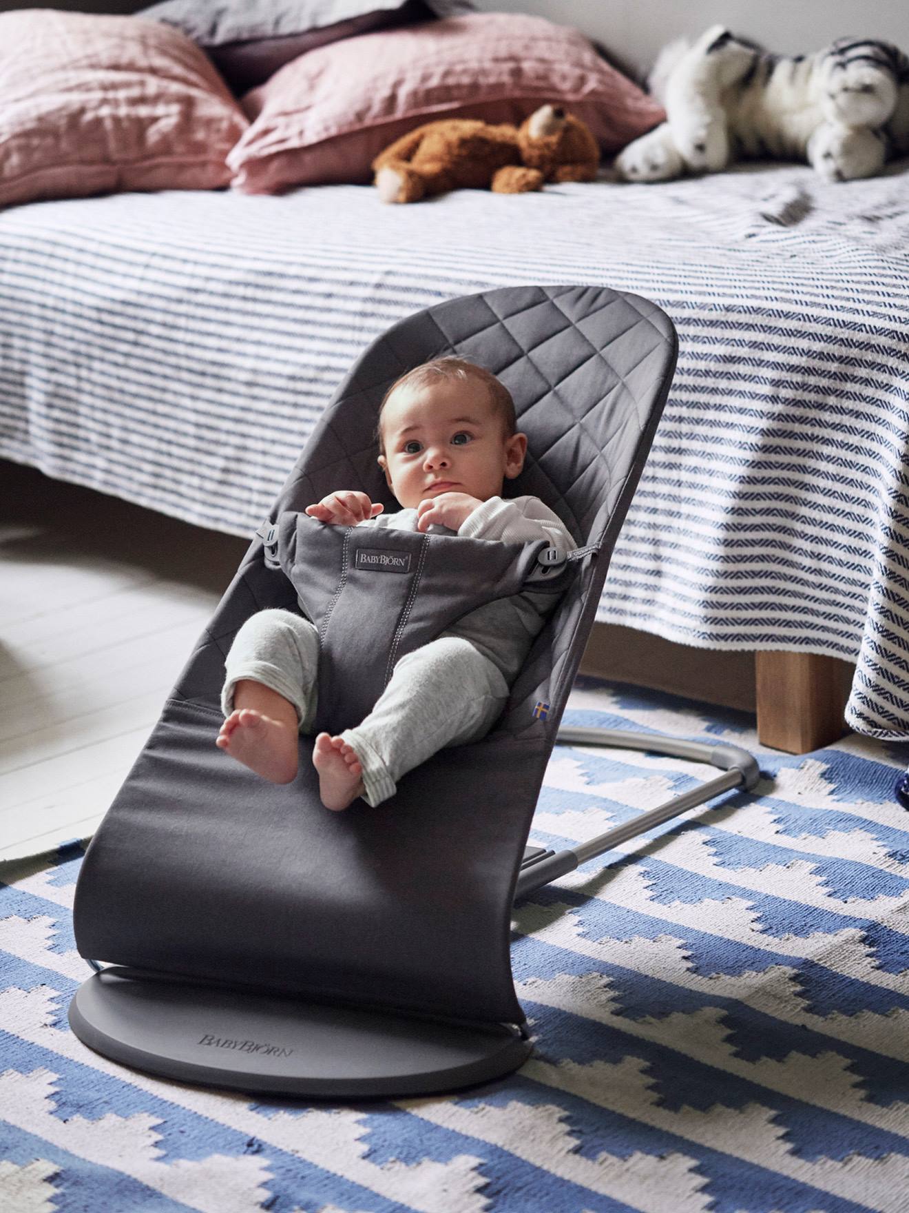 trotteur babybjorn